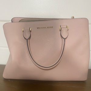 Michael Kors, large soft pink, marlyin satchel.
